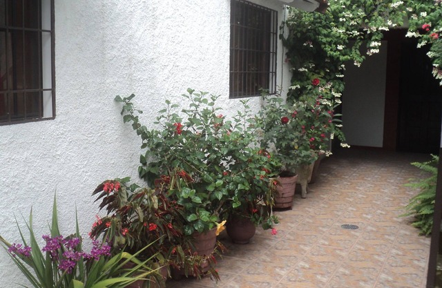 Enchanting bed & breakfast with AC in Cojutepeque