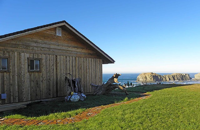 Endless Views: Panoramic ocean view of Face Rock Beach and Elephant Rock