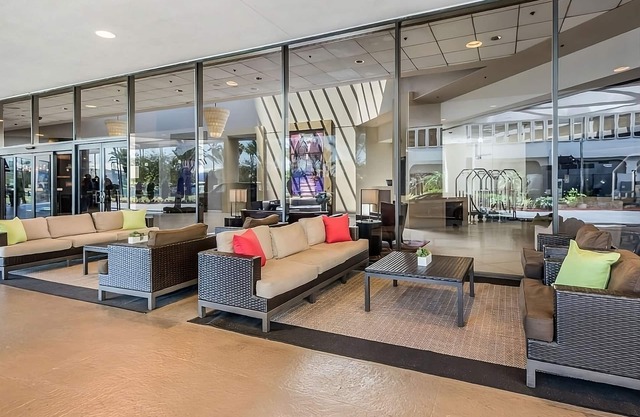 Enjoy a Hassle-Free Stay! 2 Relaxing Units, Pet-Friendly, Airport Shuttle!