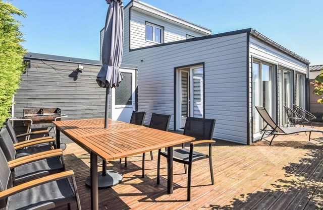 Enjoy an unforgettable vacation in this inviting vacation home near the beach!