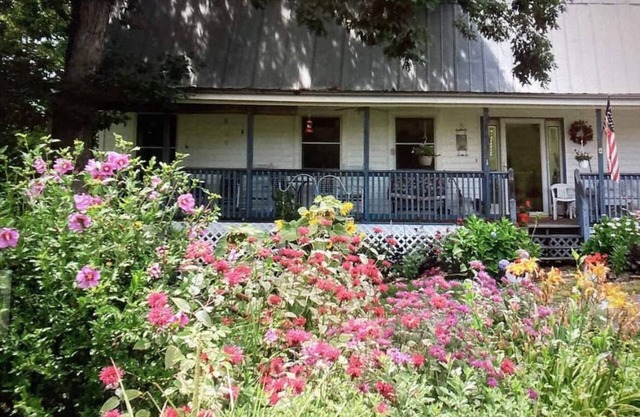 Enjoy beautiful sunrises & peace on Huckleberry Heaven’s 3.6 acres’ mountain top