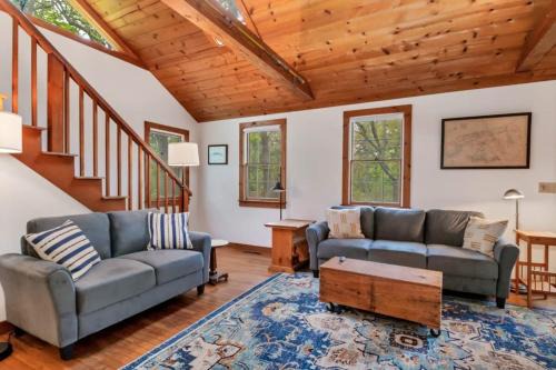 Enjoy Brewster With Years Of Family Charm