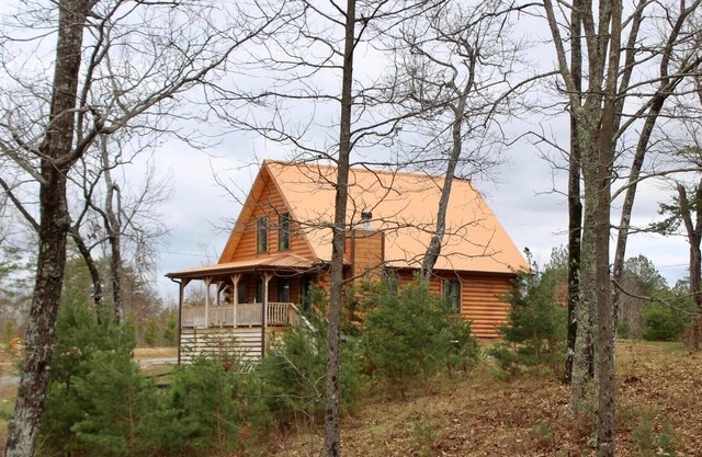 Enjoy Mentone in our cozy and comfy cabin!