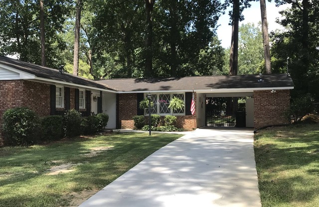 Enjoy the Master’s knowing the hot tub and private backyard await your return.