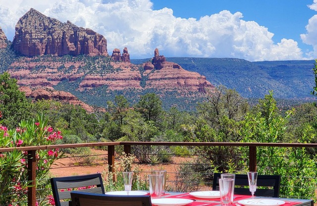 Enjoy This Contemporary Red Rock View Retreat, Views & EV Charger!