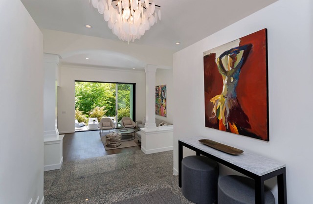 Enjoy Winery Visits, Hiking, Biking, Swimming, Golf, and Dining in Napa Valley