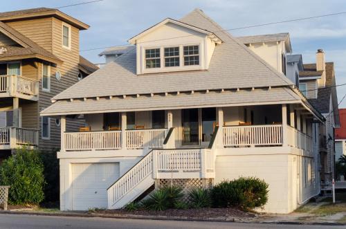 Enoch by Bryant Real Estate