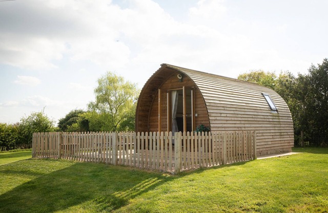 Ensuite Wooden Cabin in Rural Staffordshire