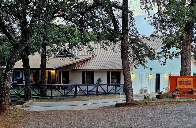 Entertainers home near Fort Worth