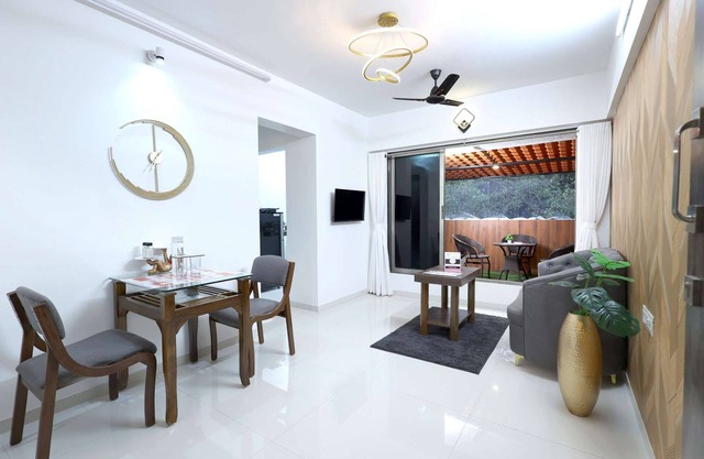 Entire 1 BHK Apartment