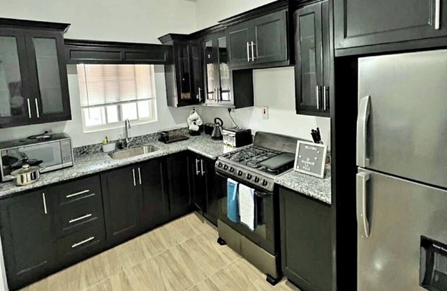 Entire (2 bedroom) townhouse in May Pen, Jamaica