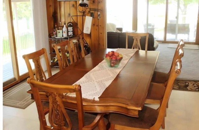 Entire 3 Bedroom Lake House in Beaver Dam