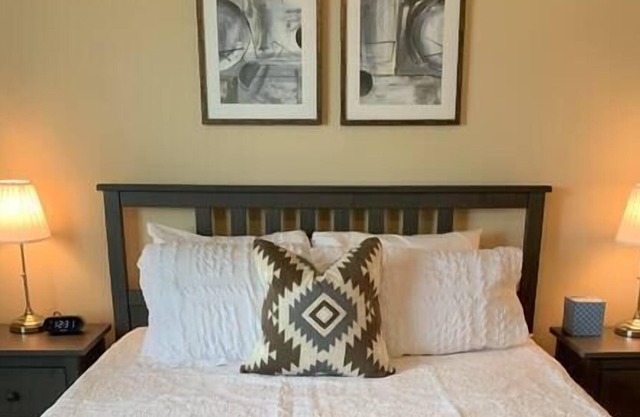 Entire Apartment 2Br*Gated Community*Pool*Gym+More