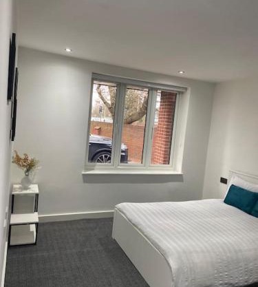 Entire Apartment perfectly located for Heathrow Airport