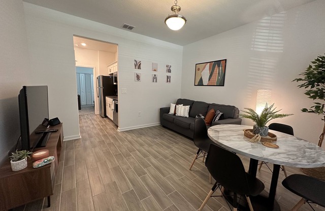 Entire Guest House Near Disney