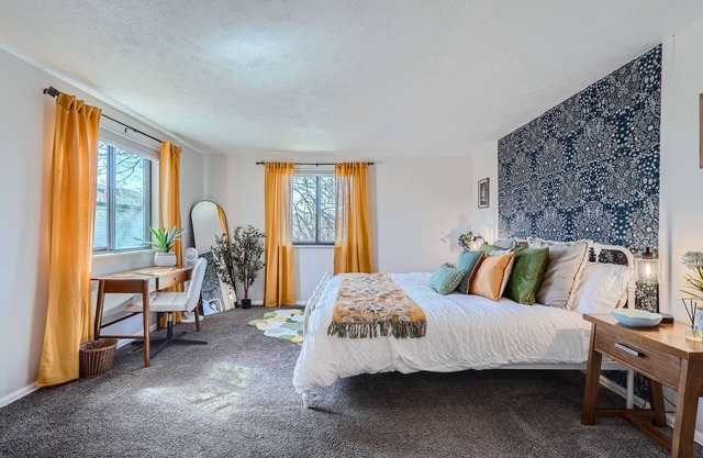 Entire Home in Denver 4 BR. Arcade. Dog Friendly.
