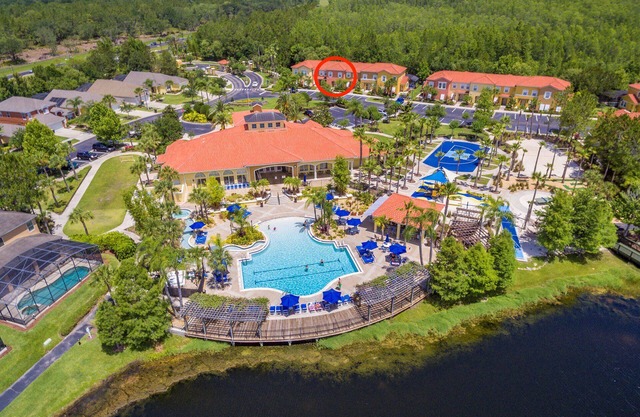 Entire home - Luxury Resort - 3 bedrooms