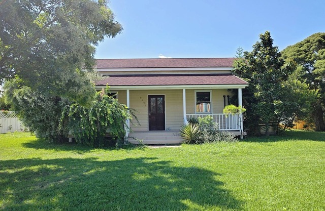 Entire house available for rent 5 minutes by car to the sea Private sauna and openair bath avail/Sanbu-gun Chiba