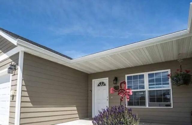 Entire house by Bozeman airport