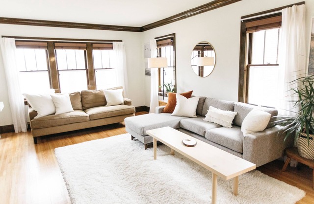 Entire House | Sleeps 6 | 10 Min From MSP