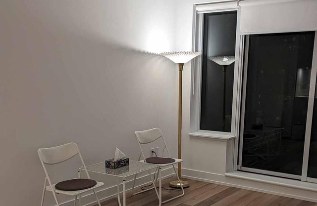 Entire Markham Newly built Luxury Condo 1-bdrm