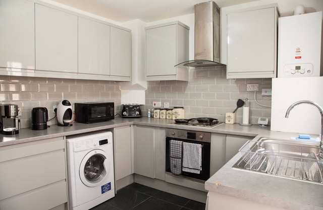 Entire Modern Home in Manchester For You