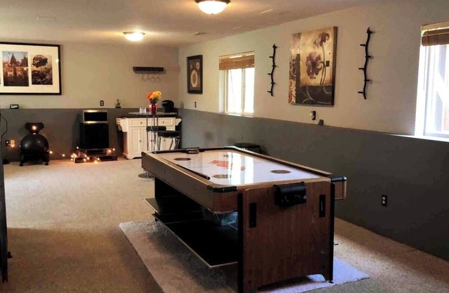 Entire private basement suite residential home