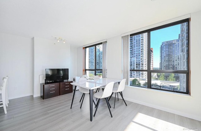 Entire Private Condo Unit, 1 parking space