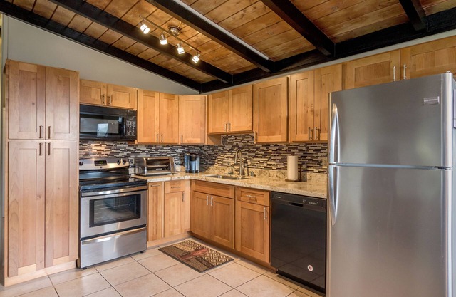Entire private home in Kapolei, Koolina, Honokai Hale