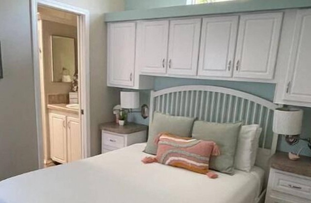 Entire tiny cottage close to Disney - Bitty Bliss