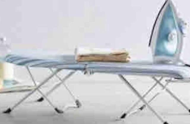 EntireLoft “Detroit Decor”w/Ambassador Bridge view