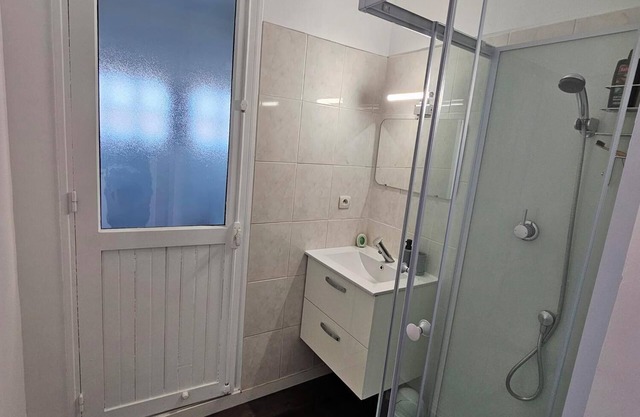 Equipped & quiet accommodation