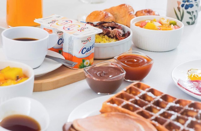 Escape in the heart of the city T2 Jacuzzis Sauna and swimming pool