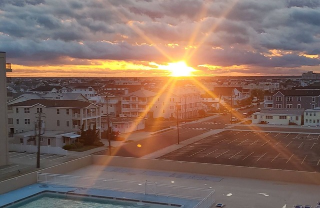 Escape to North Wildwood for perfect a getawayn*ocean views *heated pool*wifi