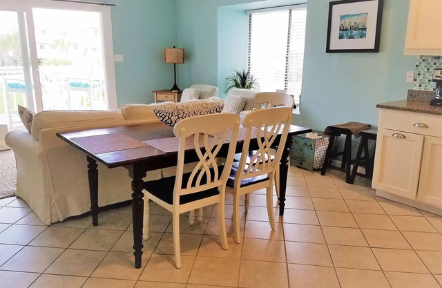 Escape to SeaEscape - 1st Tier Gulf View Footsteps to the Beach! Pet Friendly.
