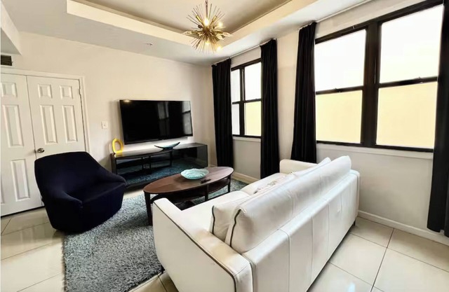 Escape to the City in this wonderful 2bd Apt steps from Convention Center!