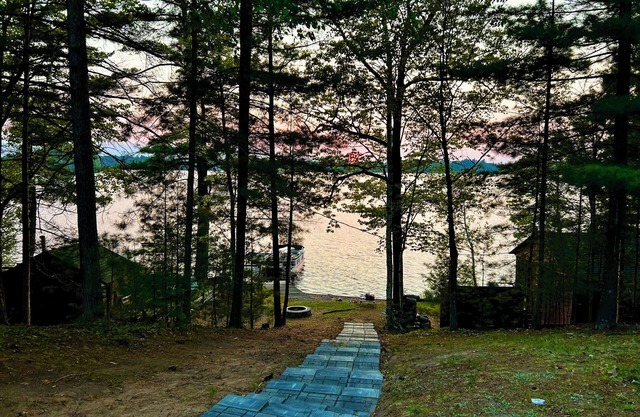 Escape to the Lake – Your Perfect Getaway Awaits!