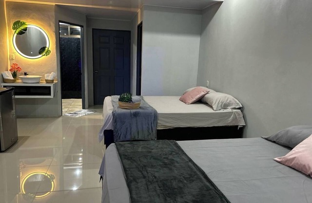 Esmeralda Residence