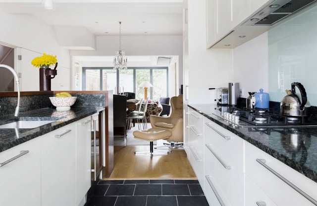 Esmond Road II by onefinestay
