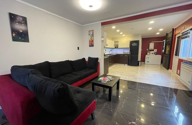 Espaciosa Casa en el Centro de Ushuaia - Casa Rosas