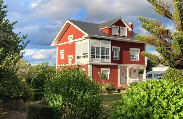 Espaciosa casa perfecta para familias, amigos en la Marina Lucence