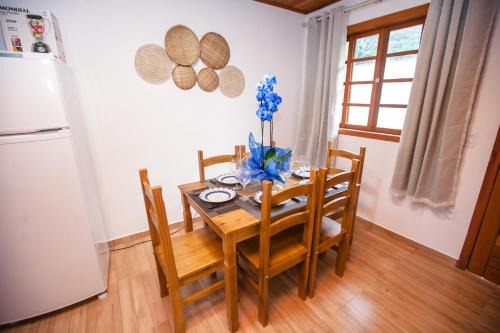 Estaleiro-BC, 2 vagas, Ar, Churras e Pet Friendly