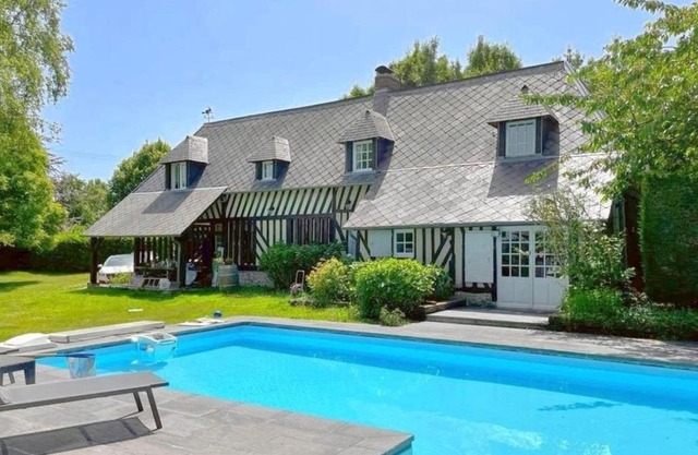 Estate in Normandy with Pool & Tennis Court