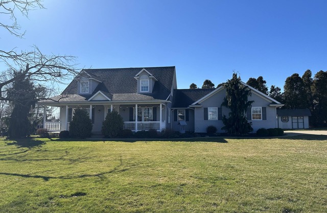 Estate on Market Sleeps up to 10