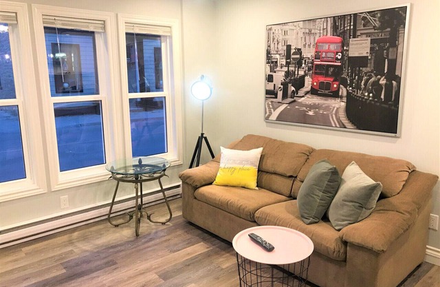 Esther's Place - Carleton Place 1 BedRoom Apartment - sleep 5 max