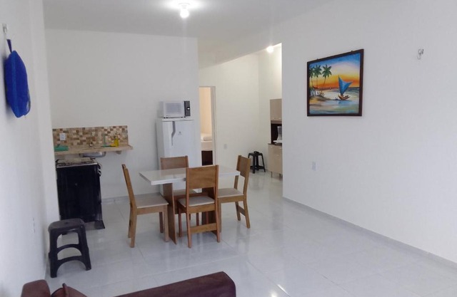 Estrela Apartamento 2 terreo - Quarto e sala com cozinha americana na praia do prea-Ce