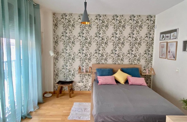 Estudio con parking centro de Málaga by Grupo BMorales