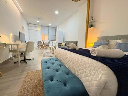 Estudio María Zambrano - A pasos de la estación