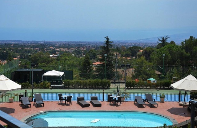 ETNA HOME luxury villa