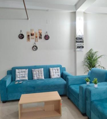 eVara homEs - home stay